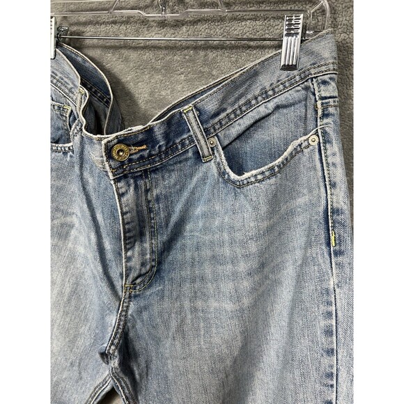 Old Navy Women’s 16 Low Rise Light Wash Cropped Bootcut Jeans M - Picture 7 of 16